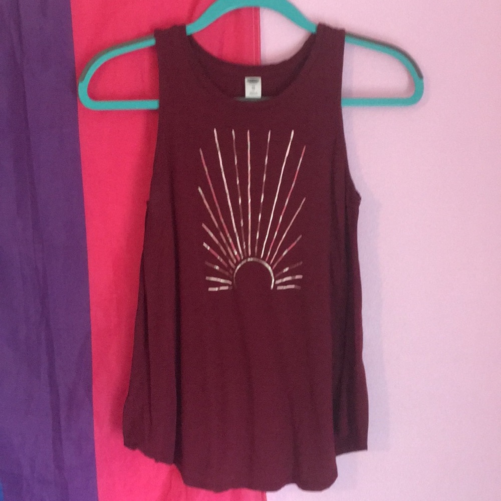 Old Navy sun tee XS